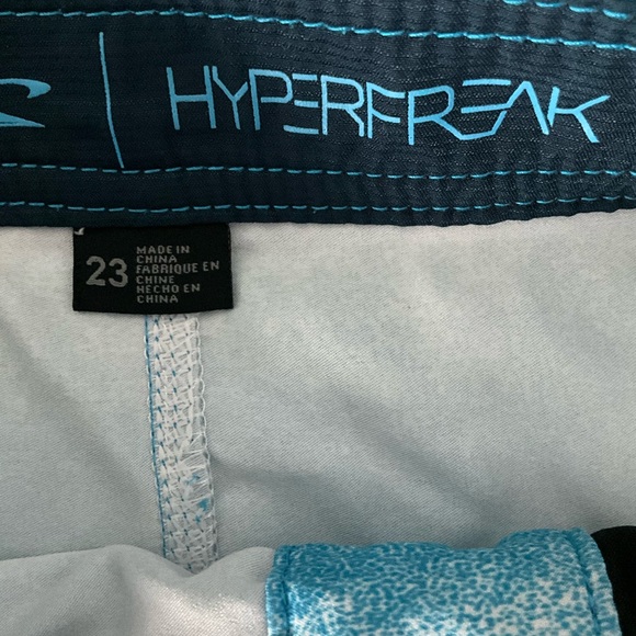 BOY’S O’NEILL BOARD SHORTS SIZE 23 (SMALL) - Picture 4 of 4